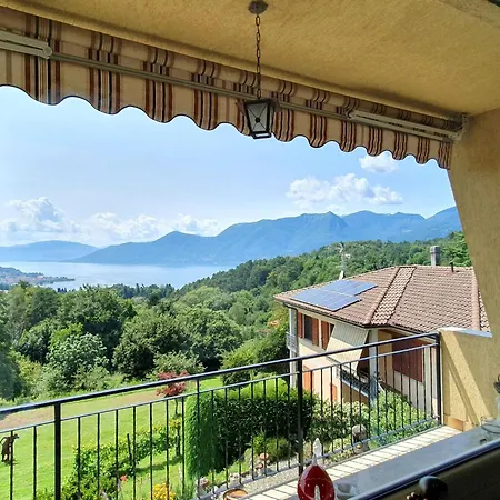 With Enchanting Garden Overlooking The * Luino