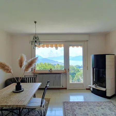بيت للعطل With Enchanting Garden Overlooking The