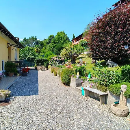 With Enchanting Garden Overlooking The Holiday home
