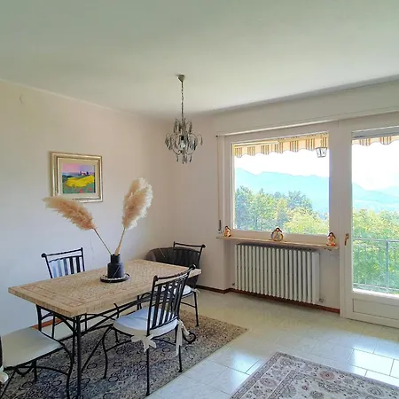 Holiday home With Enchanting Garden Overlooking The Luino