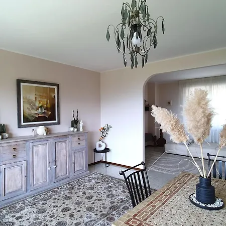 Holiday home With Enchanting Garden Overlooking The Luino